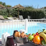 Thalacap شقة فندقية 4*